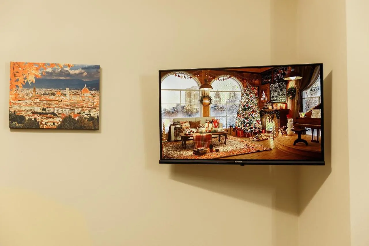 Vintage Apartments In The Center Of Florence