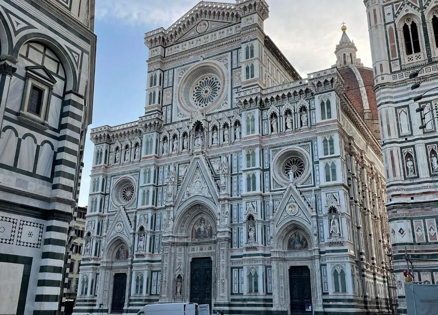 Vintage Apartments In The Center Of Florence