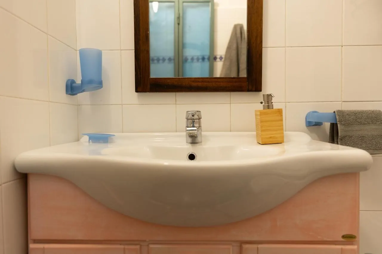 Vintage Apartments In The Center Of Florence